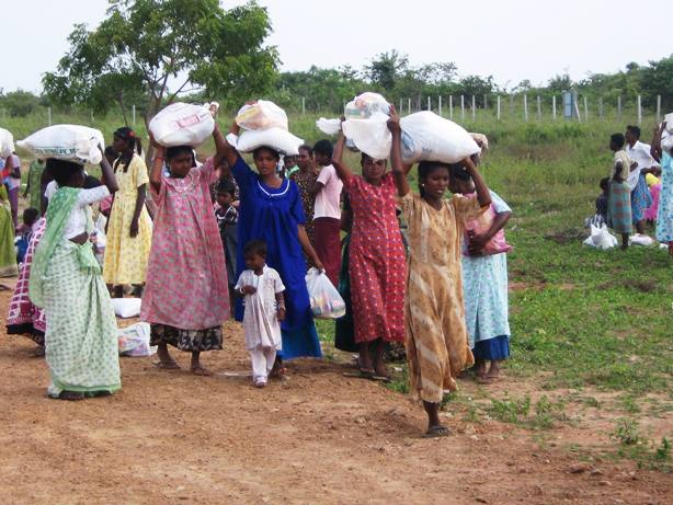 Batticaloa IDPs March 2007 TamilNet