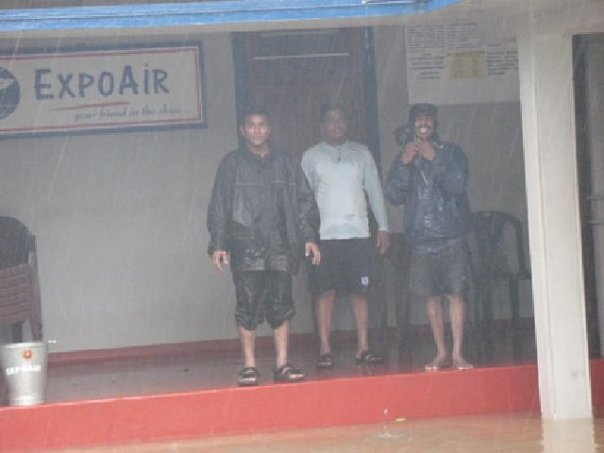 ExpoAir Brown Road Jaffna after Cyclone Nisha November 2008