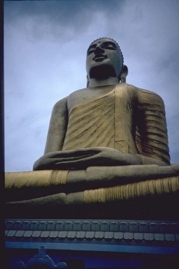Buddha.jpg (31293 bytes)