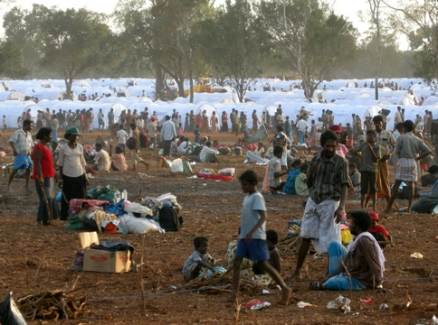 Manik Farm Tami IDP camp tent city Vavuniya Sri Lanka May 2009  pic...UNHCR