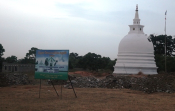 http://www.theweekendleader.com/admin/ckfinder/core/connector/upload/images/aug5-11-lanka%20Kanagarayankulam%20Buddhist%20stupa.jpg