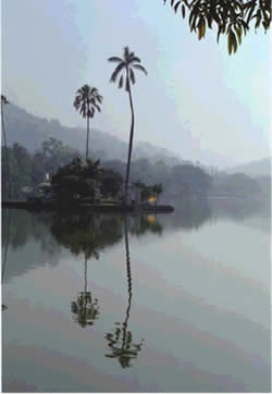 Kandy Lake